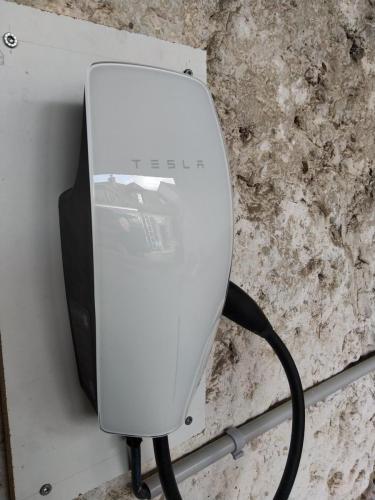 Réalisation d'une borne TESLA
